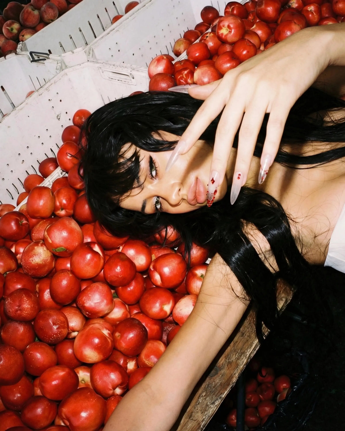 Blood Moon Glowi Nails