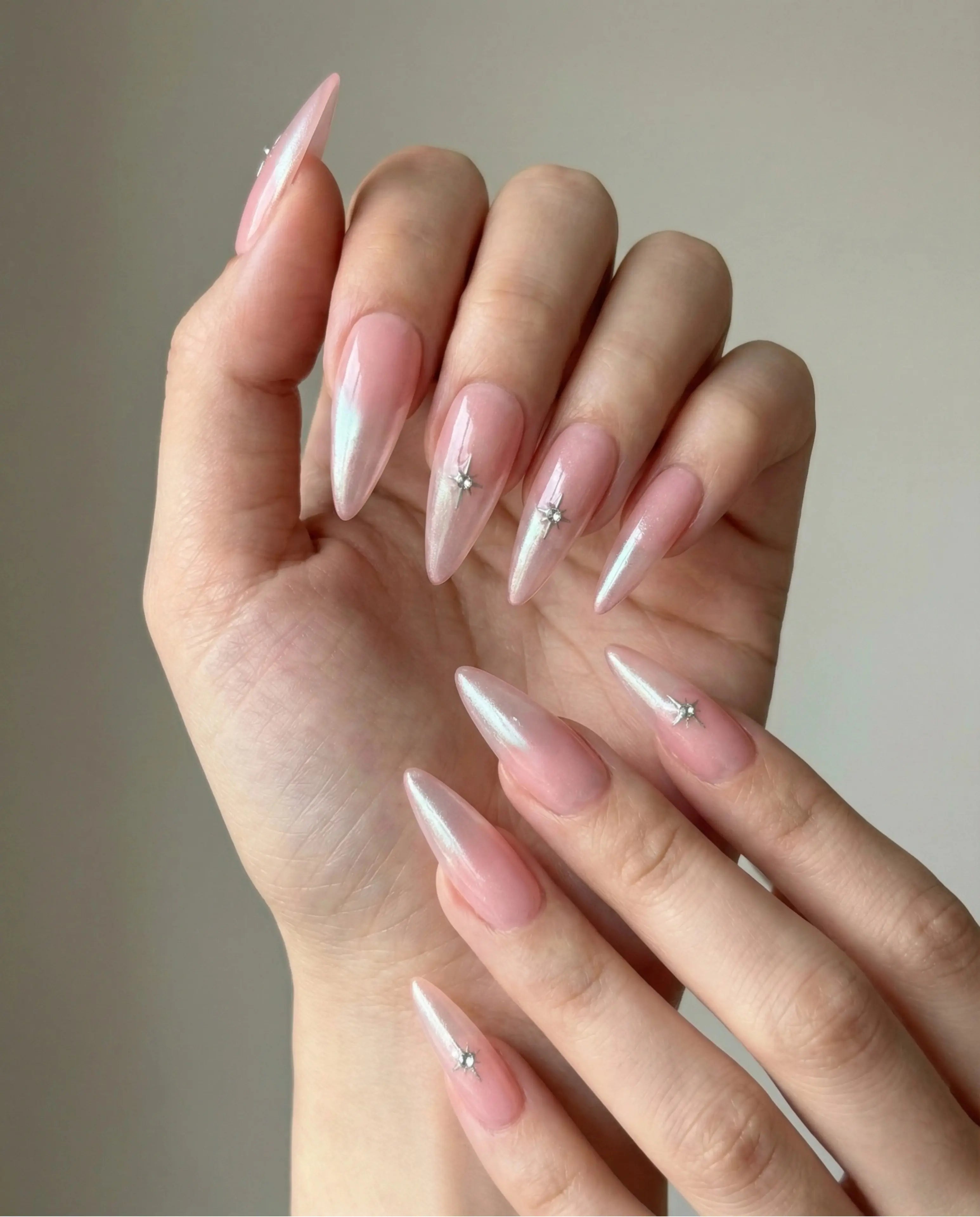 Petal Prism Glowi Nails