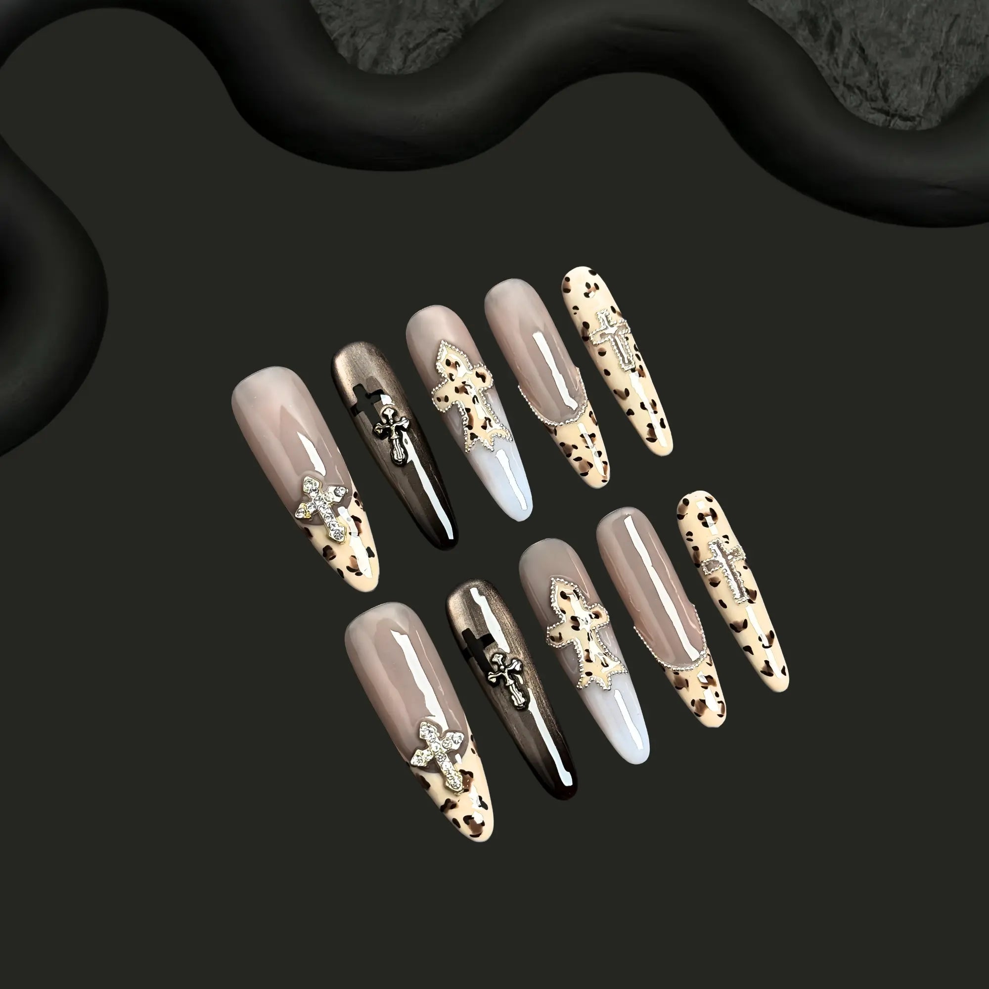 Leopard Rosary Glowi Nails