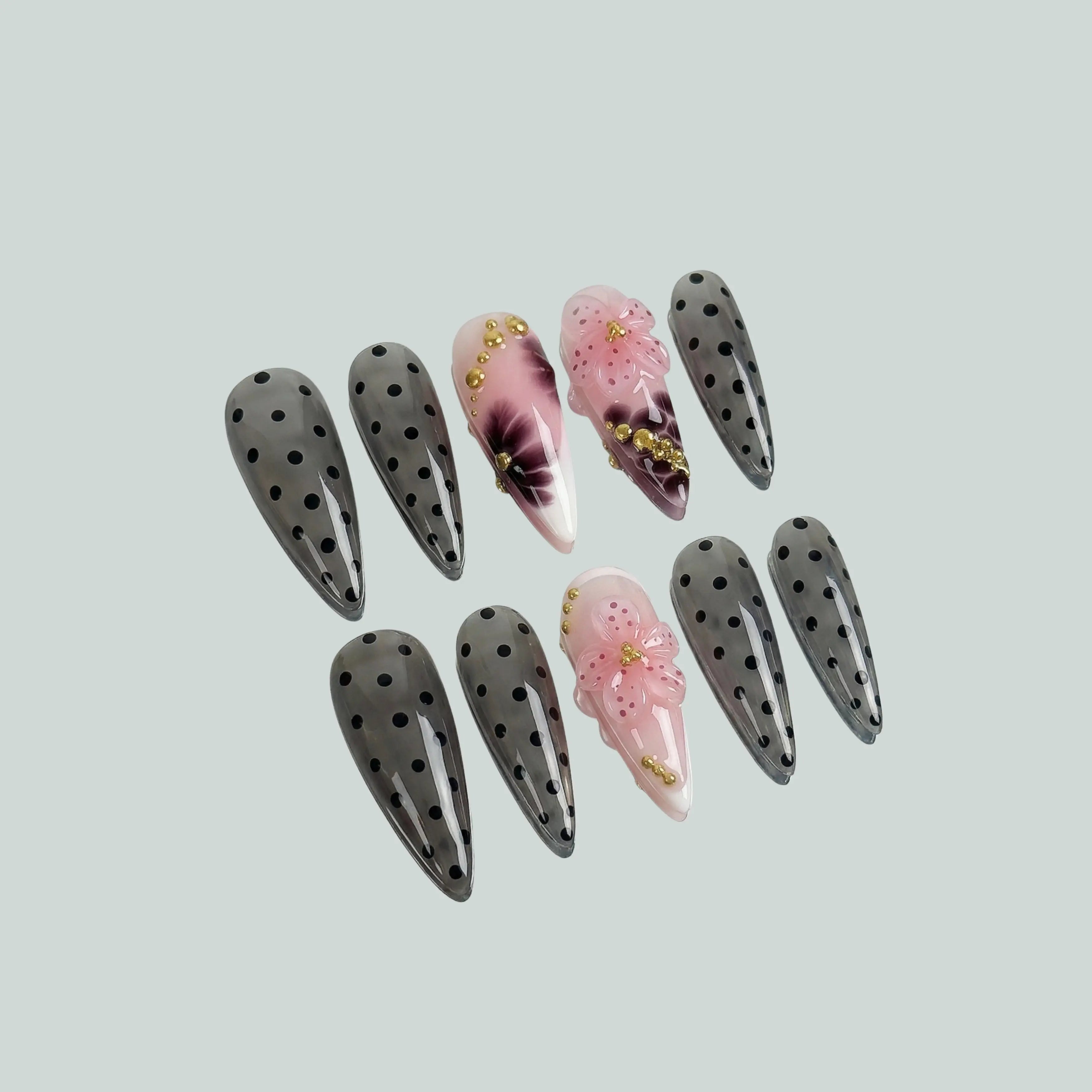 Polka Noir Glowi Nails
